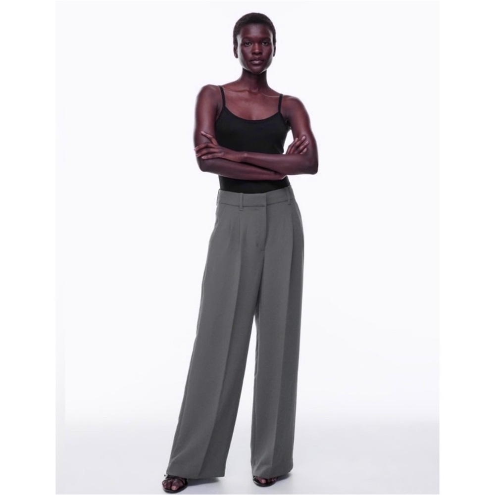 Wilfred Effortless pant wider 00 30” short vintage navy?